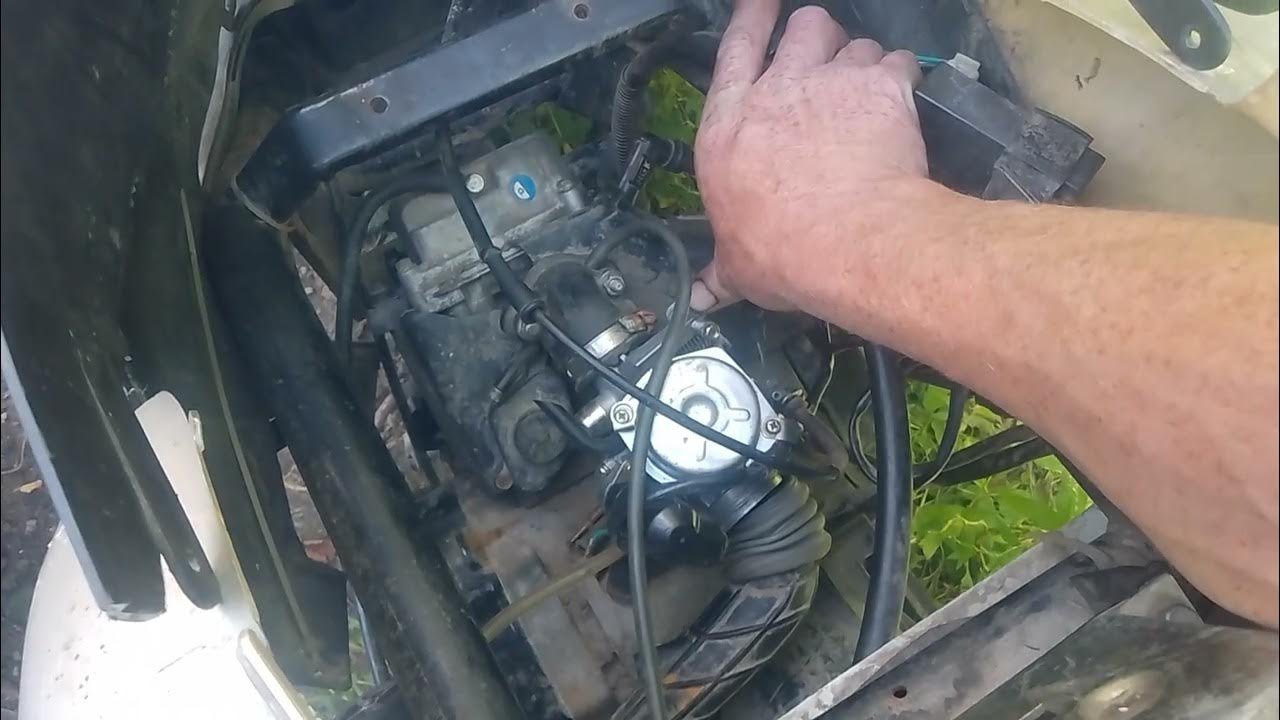 Scuter China 4t 50cc Gy6 nu se accelerează