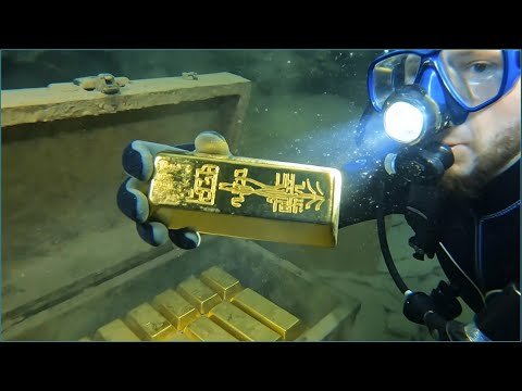 I Found a Diamond Under the Caribbean Sea - Treasure Hunting!