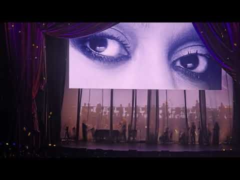 Diana Ross & The Royal Philharmonic Concert Orchestra & Band - Live at The O2 London. July 2 2025