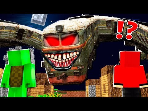TRAIN MONSTER Became a GIANT SNAKE vs JJ and MIKEY at 3am ! - in Minecraft Maizen