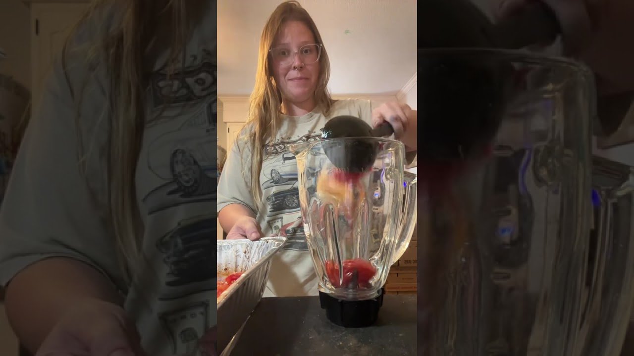 Love this new (to me) way of making sauce! #tomatosauce #homemade #canning #canningtomatosauc