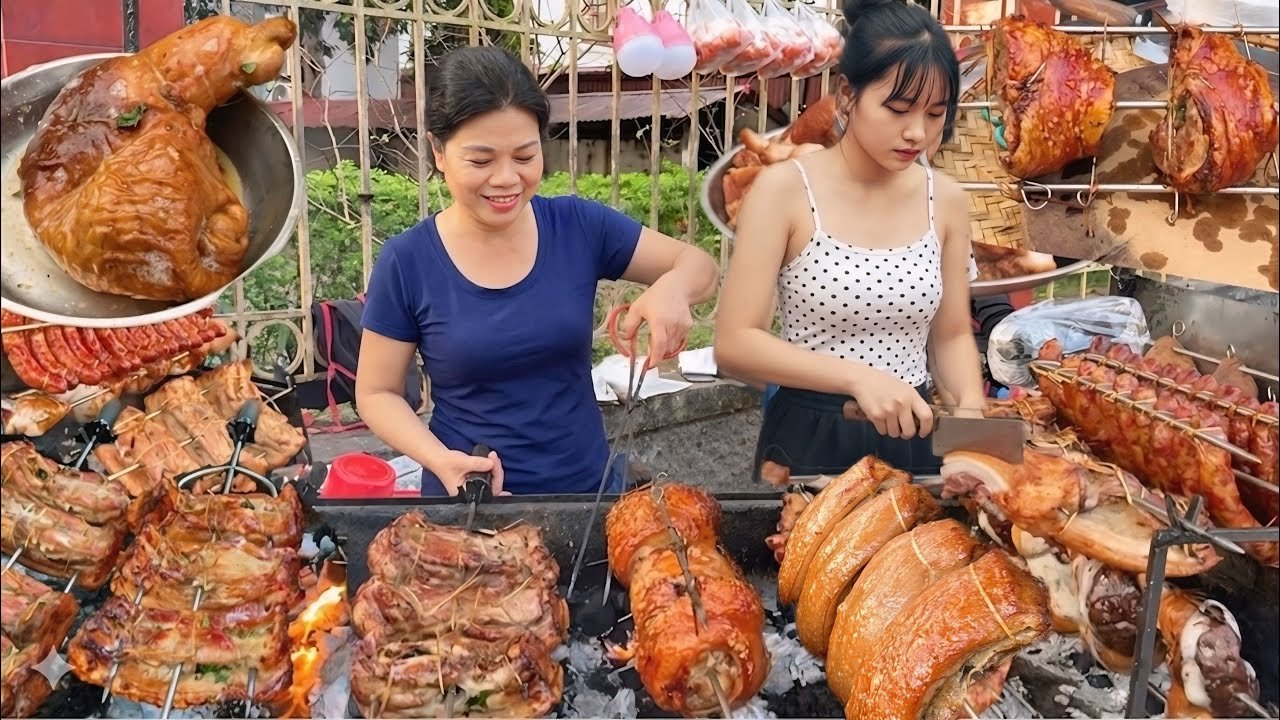 BBQ this is Two sisters sell Grilled pork leg, grilled pork belly the best Sidewalk, Best roast pork