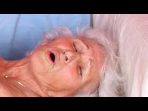 Brooches for Women 70+: Vintage Accessories, Timeless Elegance, and Ageless Beauty